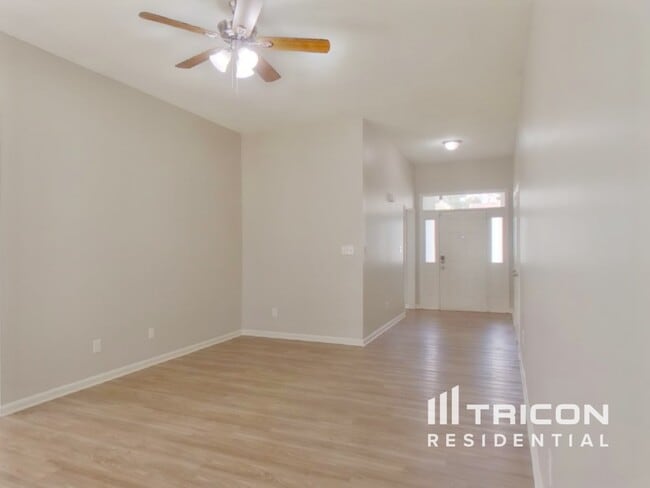 Photo - 1707 Gordon Walters Dr