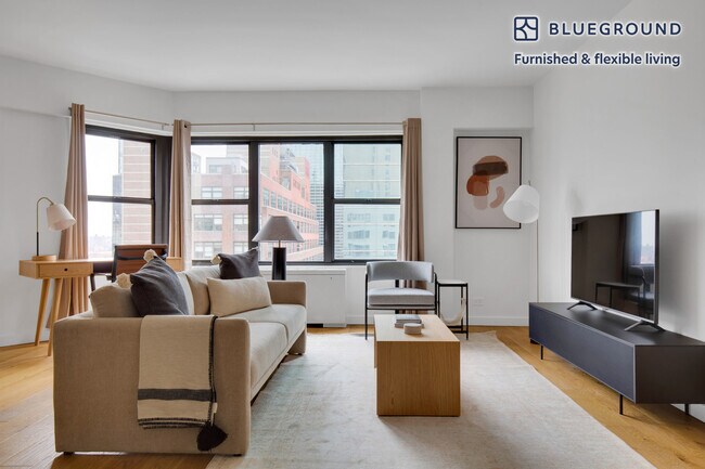 Photo - 279 E 44th St Unit FL21-ID894