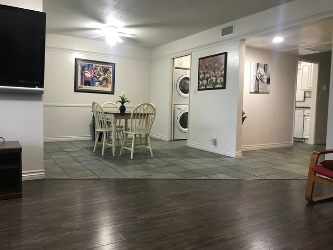 Photo - 324 E Spruce Ave Unit Condo