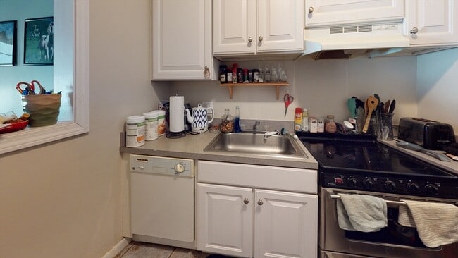 Photo - 15 University Rd Unidad 34