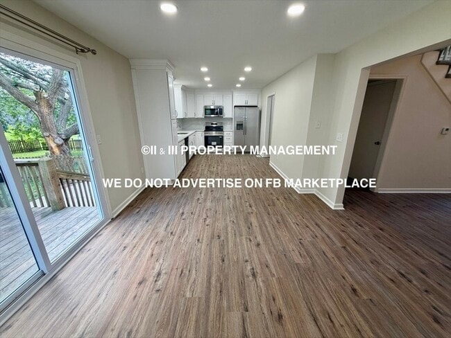 Photo - 10807 Haskins St