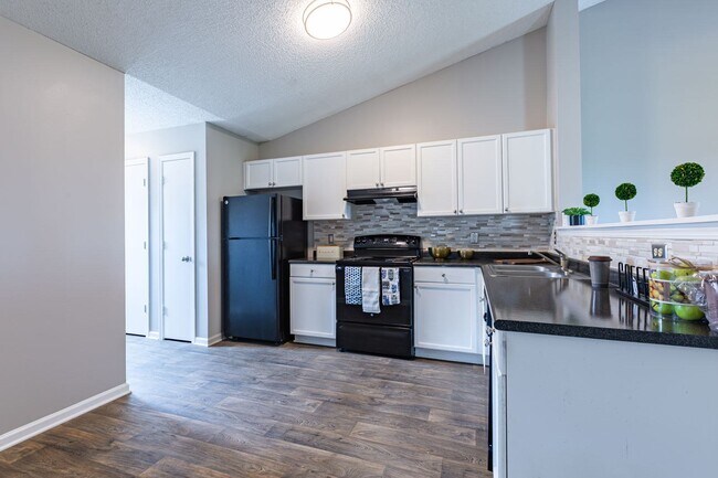Parkway Station Apartment Homes