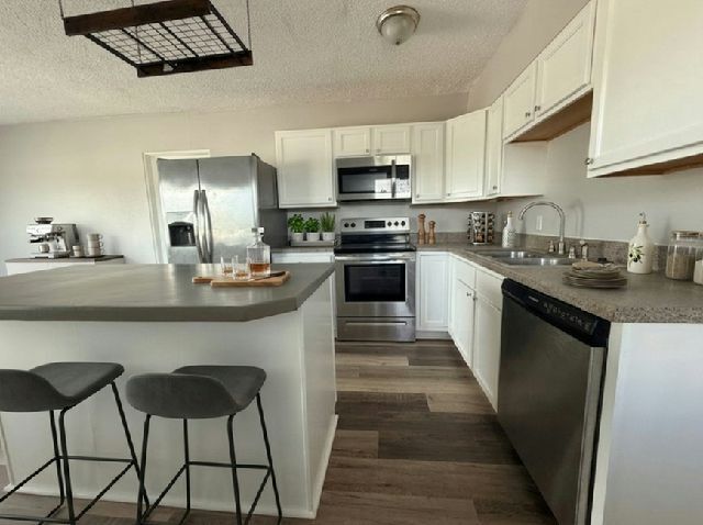 Photo - 10675 Seminole Blvd