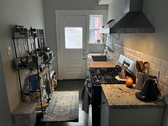 Photo - 1223 W Gray St