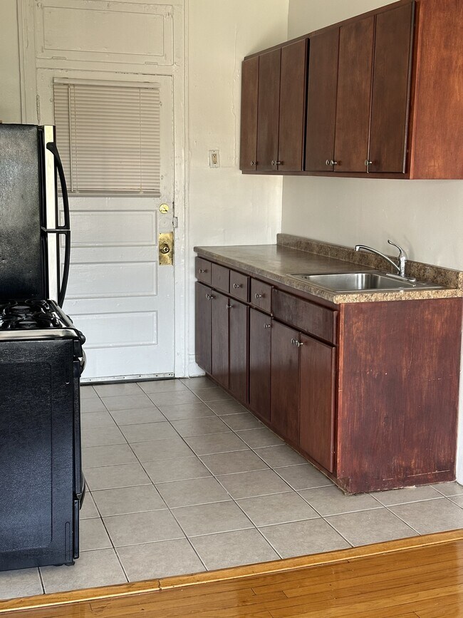 Photo - 6853 S Crandon Ave Unit 6853-2