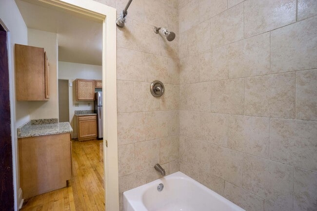 Photo - 720 Livingston Ave Unit Livingston 720A