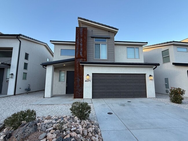 Building Photo - Single Family Home in Desert Canyons - Dogs Allowed