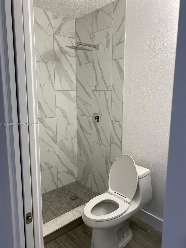 Photo - 3415 55th Dr E