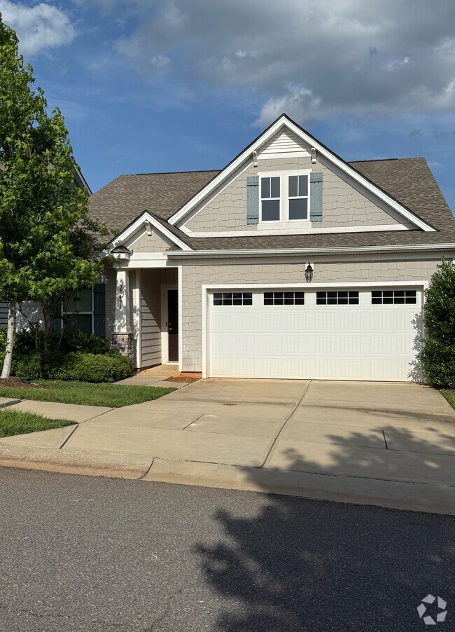 Building Photo - Cinderella Way Rental