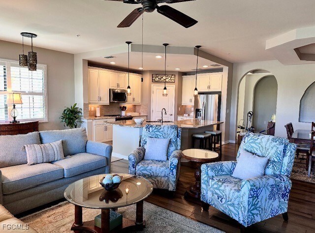 Photo - 10470 Casella Way Unidad 102