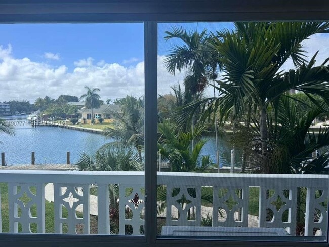 Photo - 455 Golden Isles Dr Unit 203