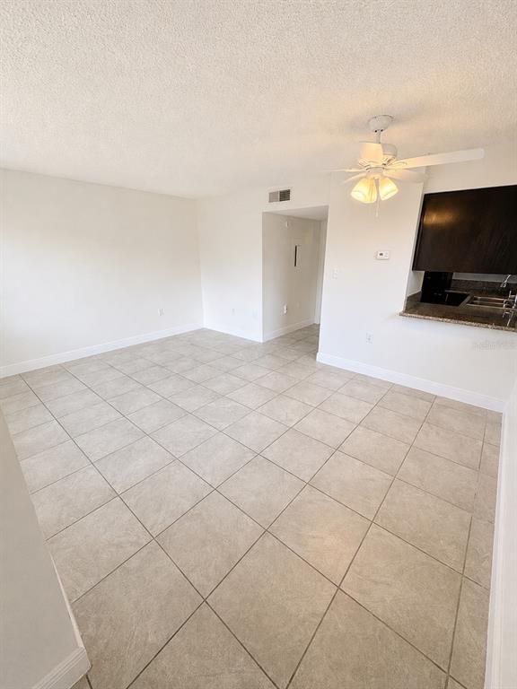 1183 Bentley Rd Unit 4