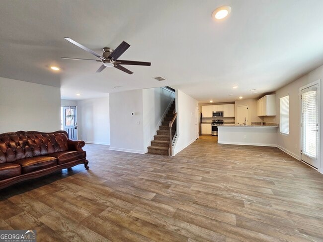 Photo - 418 Sweetwood Ct