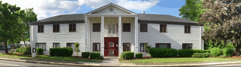 The Courtyard Co-Ed Christian Housing - The Courtyard Co-Ed Christian Housing Apartments