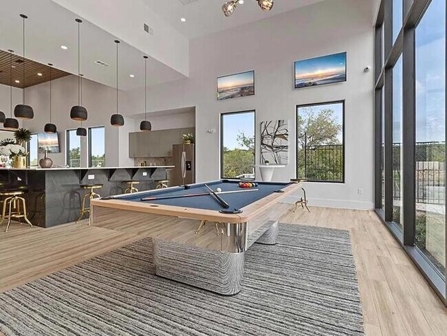 Photo - 12000 S I-35 Frontage Rd Unit e2