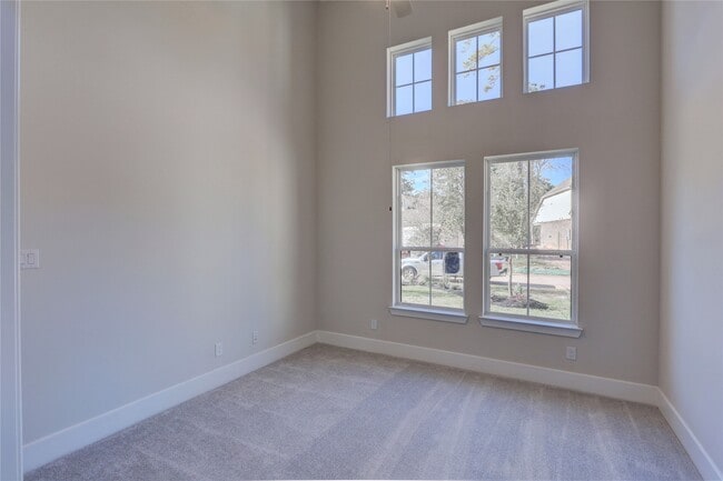 Photo - 115 Keechie Creek Ct