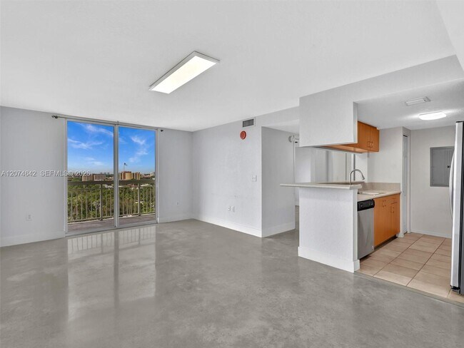 Photo - 816 NW 11th St Unit 1208