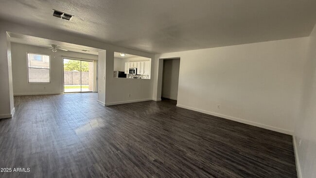 Photo - 679 W Jardin Dr