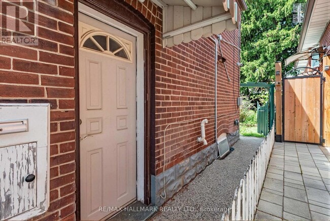 Photo - 10 Hartley Ave