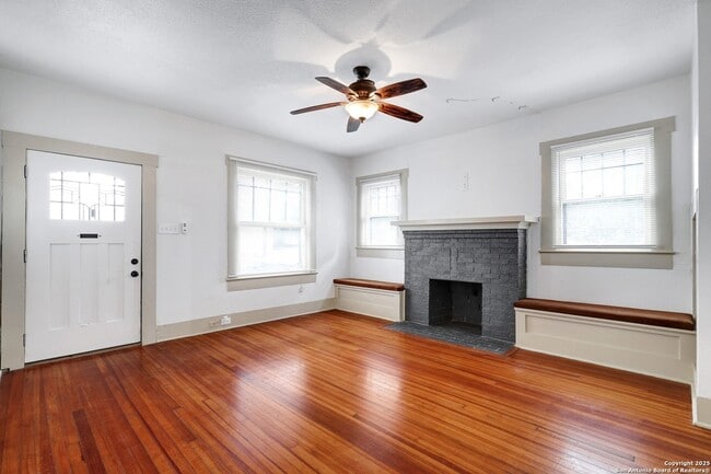 Photo - 901 E Euclid Ave
