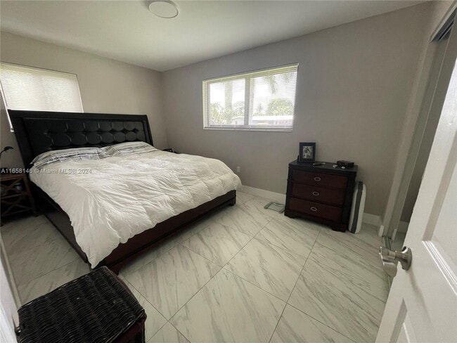 Photo - 8201 NW 13th St