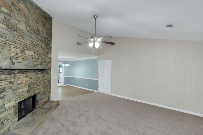 Photo - Charming 3BR/2BA Ranch Home with Spacious ...