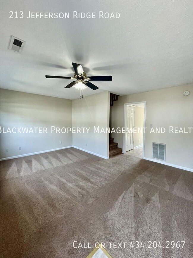 Photo - 213 Jefferson Ridge Rd