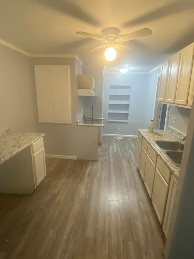 Photo - 1910 Agnes St