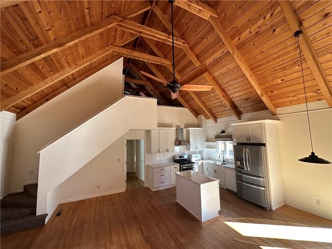 Photo - 3195 S Puckett Rd