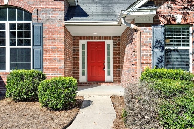 Photo - 387 Shady Hill Cir