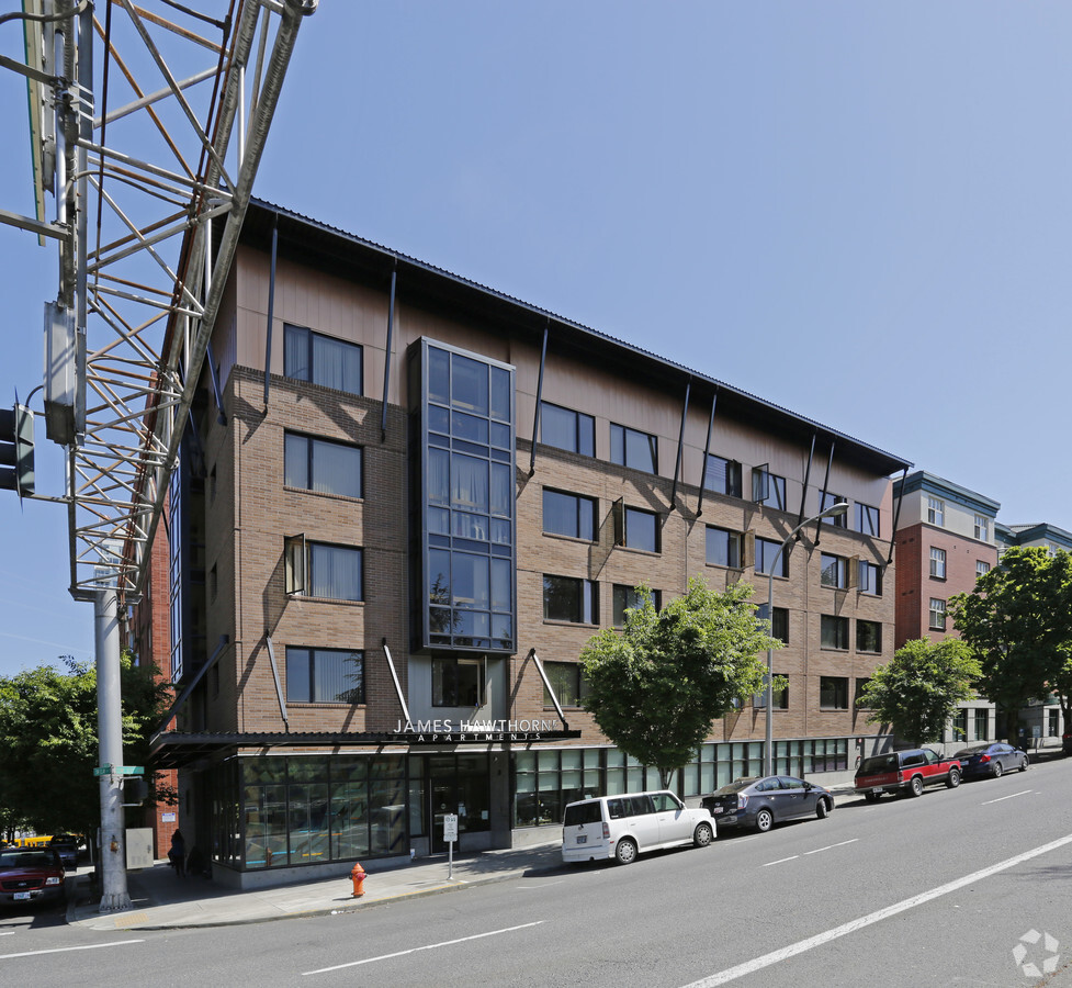 Photo - James Hawthorne Apartments
