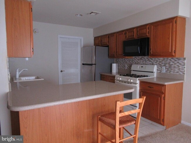 Photo - 14 Beverly Ct