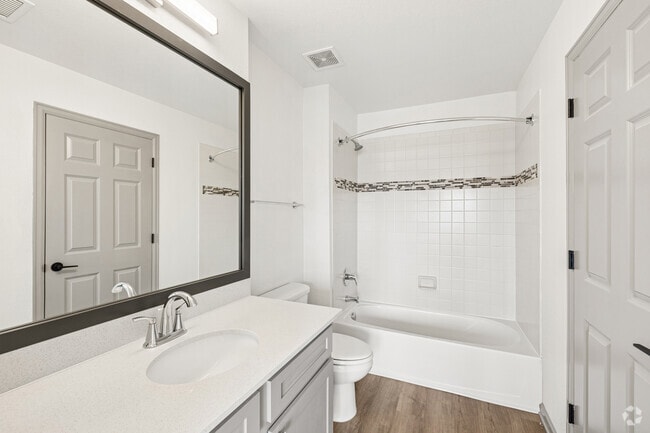 3BR, 2BA - 1,491SF - Primary Bathroom