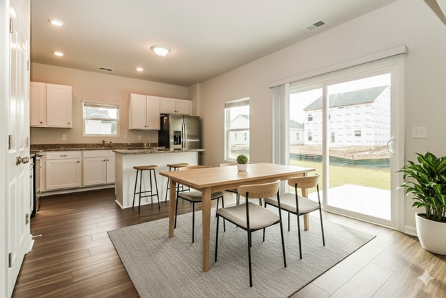 Photo - 363 Augustine Dr