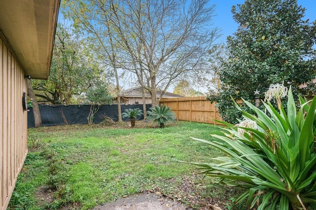 Photo - 17306 Fife Ln