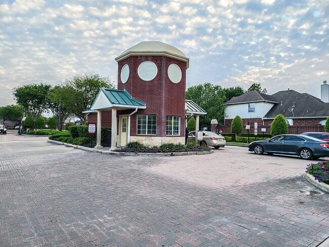 Photo - 419 Thorpe Springs Dr