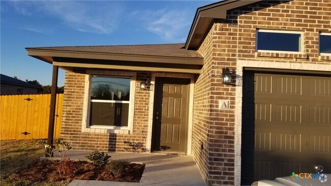 Building Photo - 1815 Ute Trail Rental