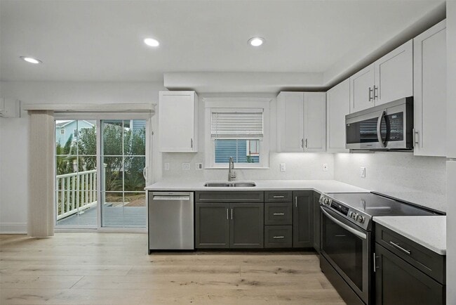 2817 Avenue Q Unit A