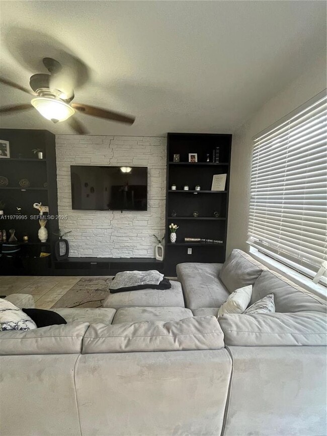 Photo - 11271 SW 240th St