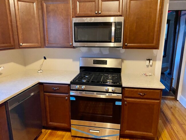 Gas stove - 209 N Brandywine Ave Unidad 1