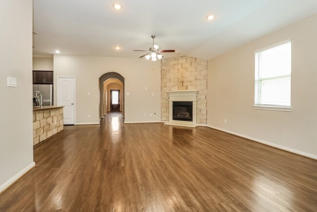 320 Terra Vis Cir