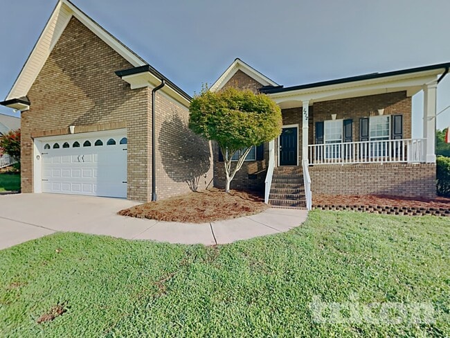 Building Photo - 1212 Danielle Downs Ct SE