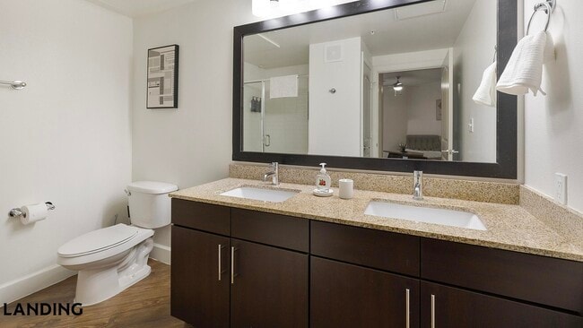 Photo - 5275 Town and Country Blvd Unidad 2352