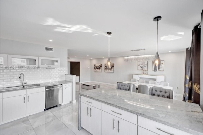 Photo - 1075 92nd St Unit 405