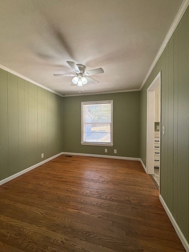 244 Donelson Hills Dr