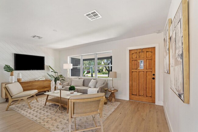181 NW 48th Ct