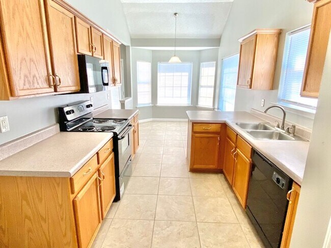 Photo - WeepingCherryLn9035 Unit 1