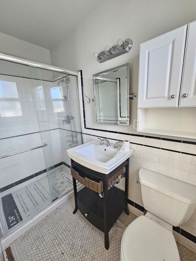 Photo - 819 Linden Ln