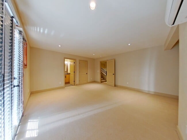 Photo - 2844-2854 Lord Byron Place Unit 2854 Lord Byron Place