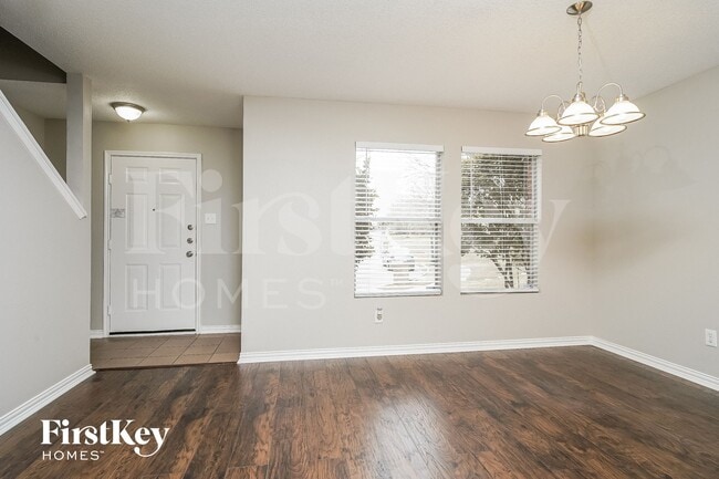 Photo - 2549 Barksdale Dr